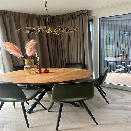 Feriehus Palette Resort De-Steppe Ulicoten Home *